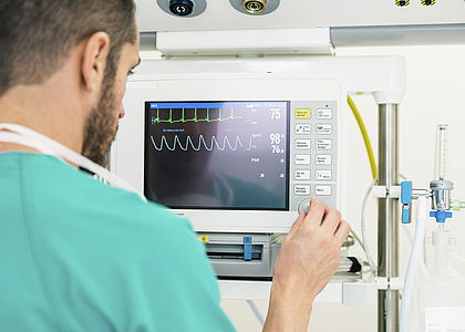 Image showing an ECG test procedure in hospital