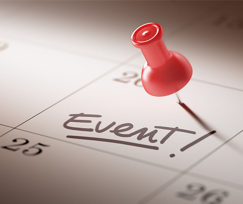 Event calendar concept with a red pin picture id683737016