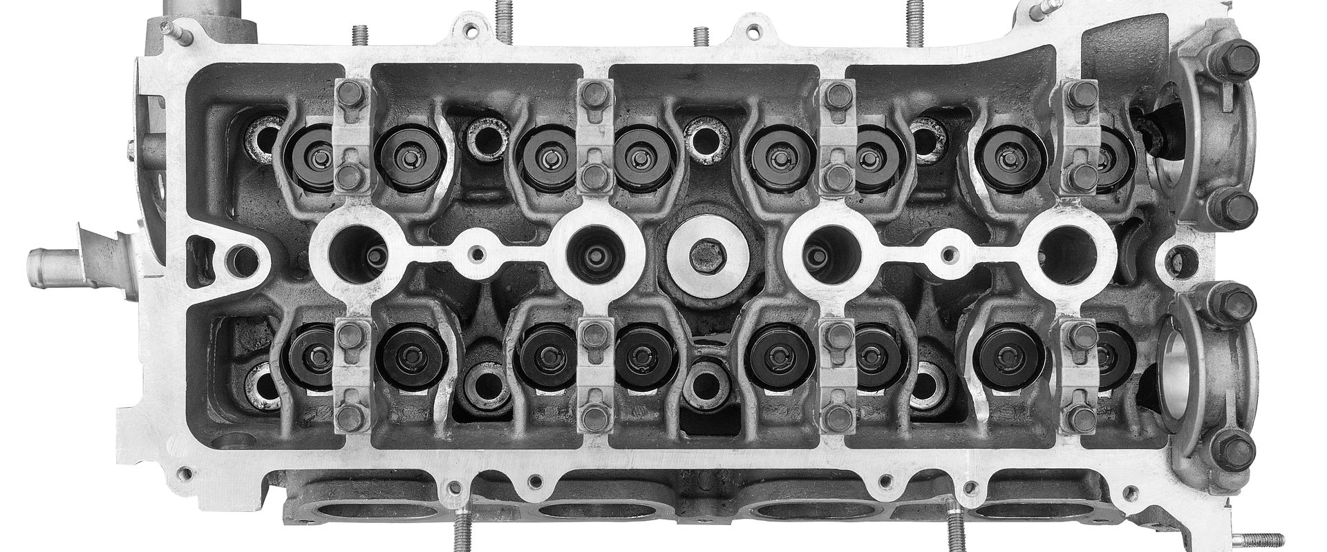 Cylinder head combustion engine