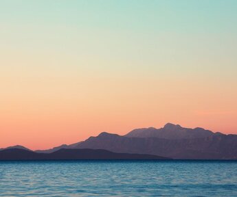 Image showing ocean and mountains