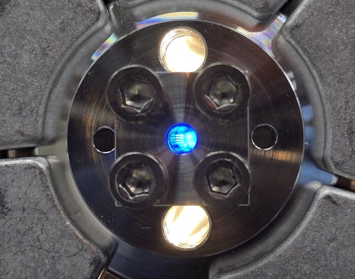 Metal-based FP-cavity for refractometry with mirrors optimised for two wavelengths - © Tom Rubin, PTB (2026)