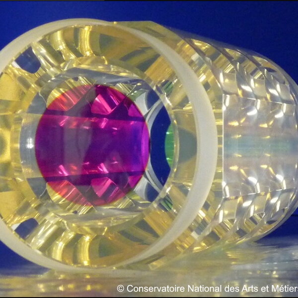 Image showing Fabry-Pérot resonator used at CNAM for photon-based pressure - Courtesy of Conservatoire National des Arts et Métiers (CNAM)