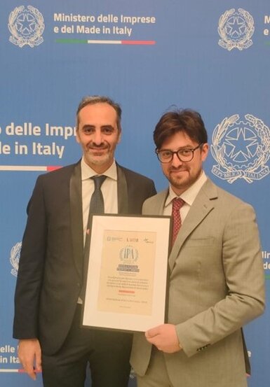 Image showing Domenico Giordano (left) and Davide Signorino after the presentation of the IPA 2023 award for the Energy of the Future category at “Palazzo Piacentini”, headquarters of the Ministry of Innovation and Made in Italy – Rome