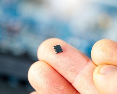 Image showing electronic chip