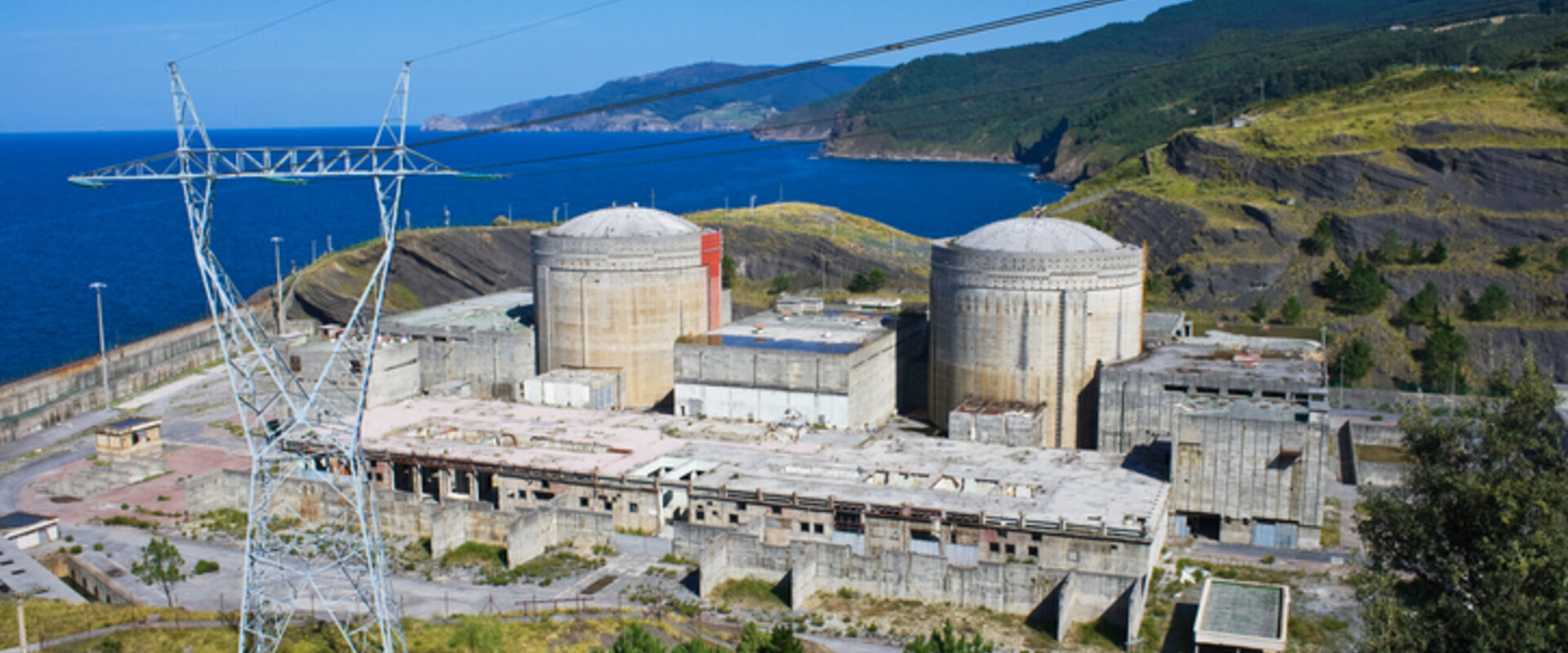 Photograph of an abandoned nuclear power station in Spain