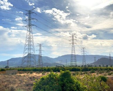 Image showing high voltage electricity pylons
