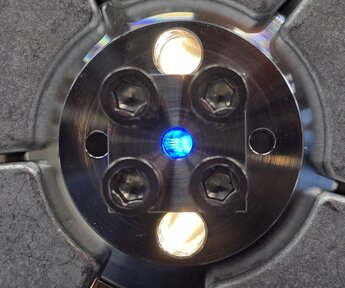 Metal-based FP-cavity for refractometry with mirrors optimised for two wavelengths - © Tom Rubin, PTB (2026)