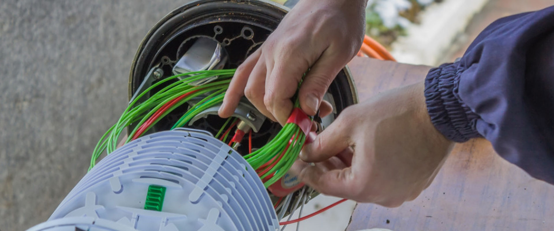 Fibre optic technician rolls of fibreoptic cables picture id485923833