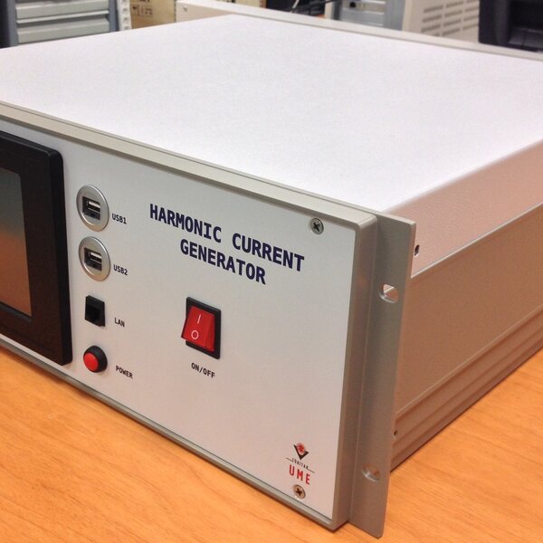 Harmonic current generator