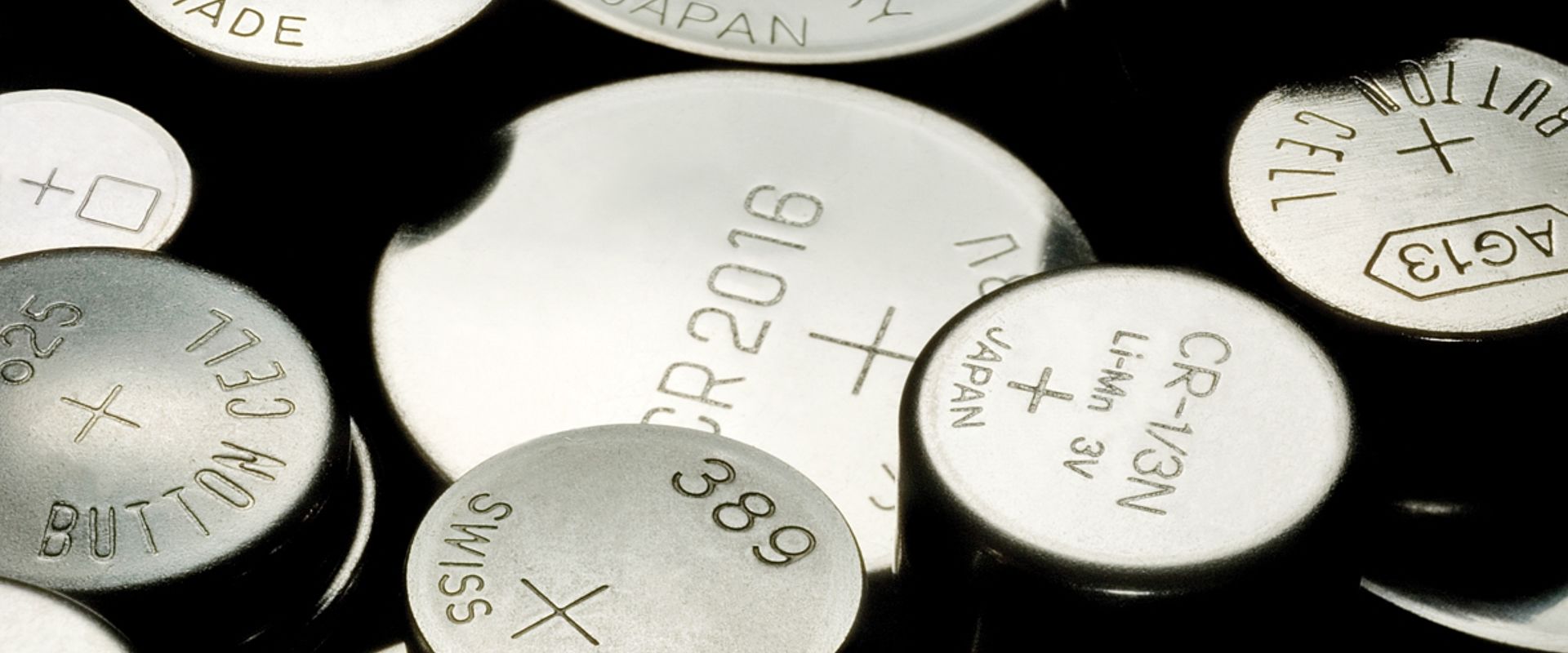 Button cells - Project Picture ENG02