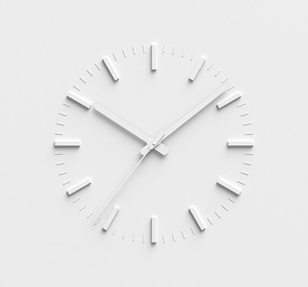 Image showing an analogue clock