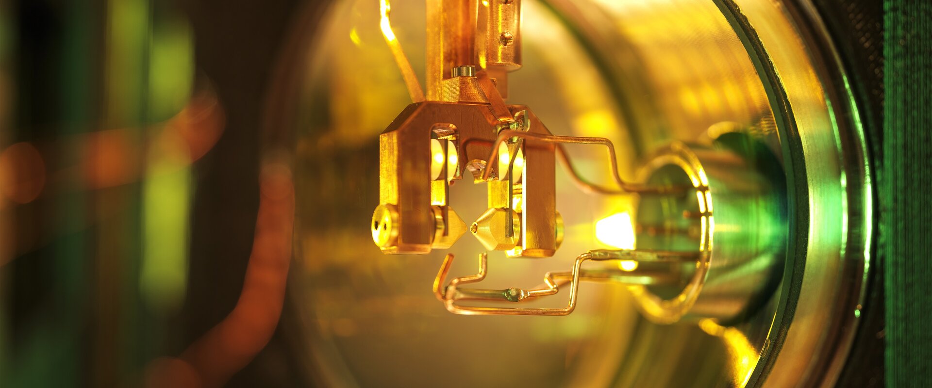 Compact ion trap. Image courtesy of PTB. a close-up of the compact ion trap. Image courtesy of PTB