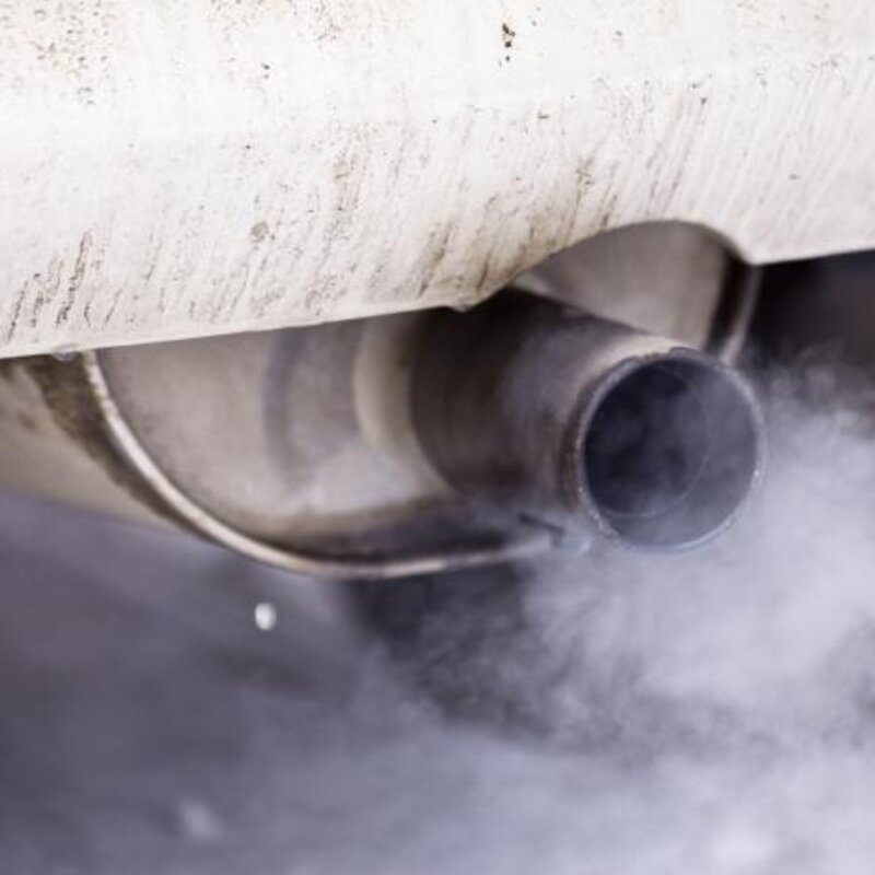 Monitoring volatile organic compounds in air
